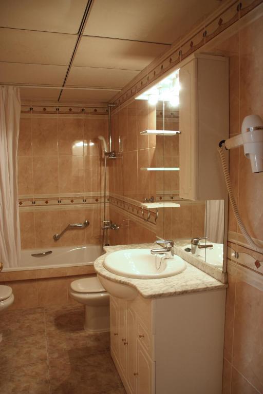 Two-Bedroom Apartment,63114652:JPEG